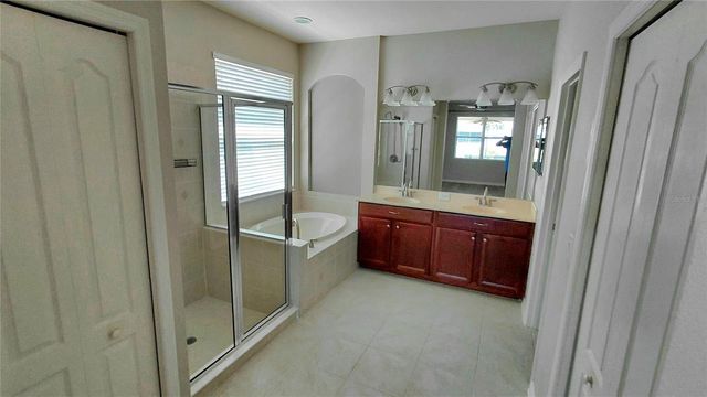 7117 50-TH AVE CIR E, Palmetto, FL 34221