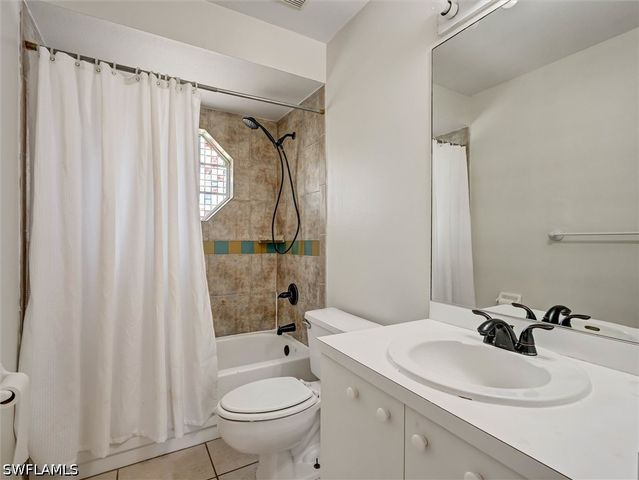 3200 Orange Grove TRL, Naples, FL 34120