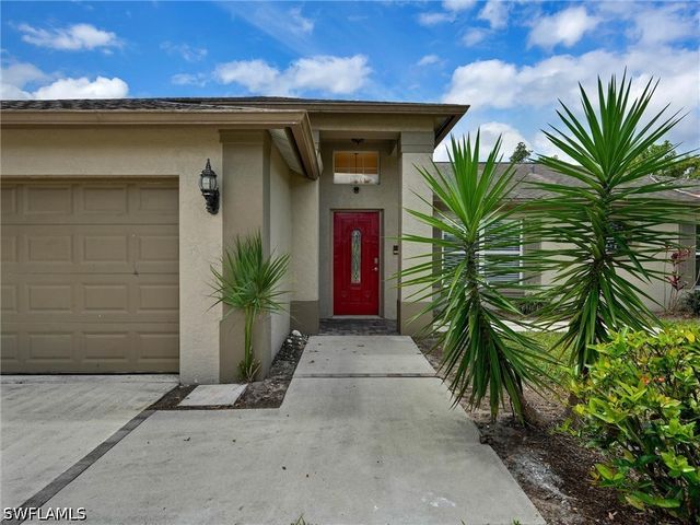 3200 Orange Grove TRL, Naples, FL 34120