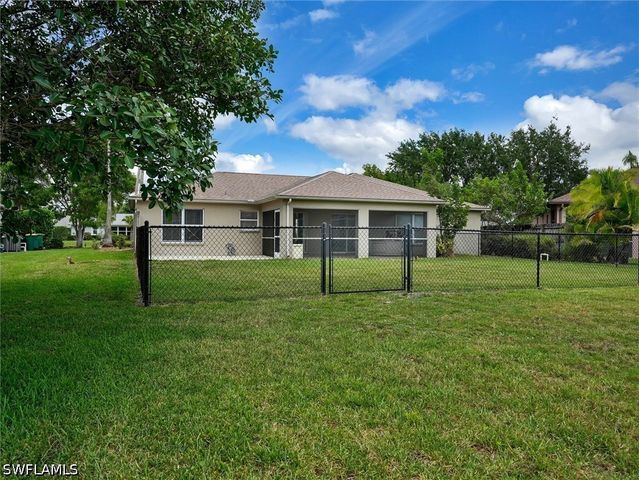 3200 Orange Grove TRL, Naples, FL 34120