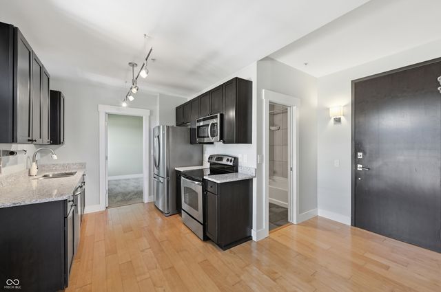 825 N Delaware Street 1A, Indianapolis, IN 46204