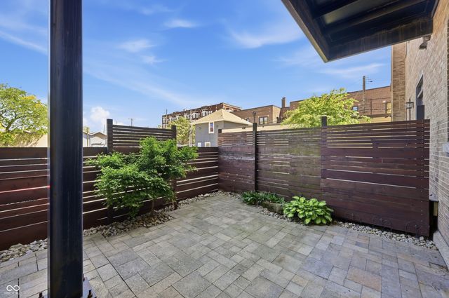 825 N Delaware Street 1A, Indianapolis, IN 46204