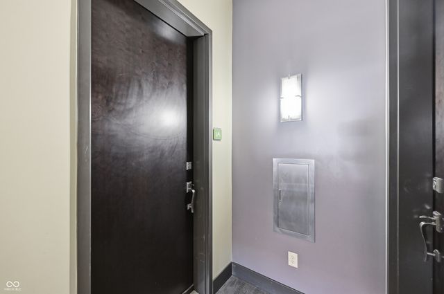 825 N Delaware Street 1A, Indianapolis, IN 46204
