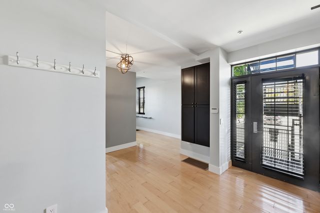 825 N Delaware Street 1A, Indianapolis, IN 46204