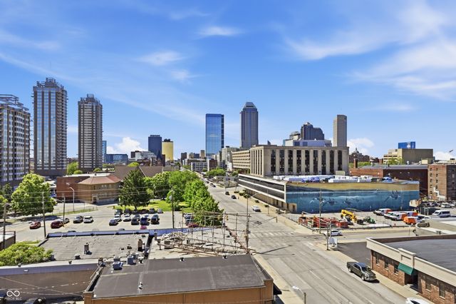 825 N Delaware Street 1A, Indianapolis, IN 46204