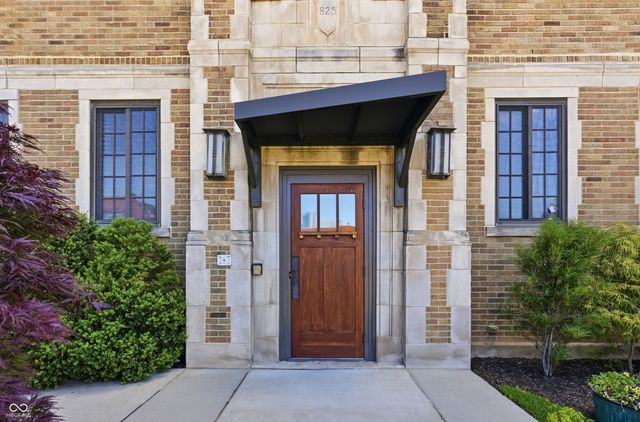 825 N Delaware Street 1A, Indianapolis, IN 46204