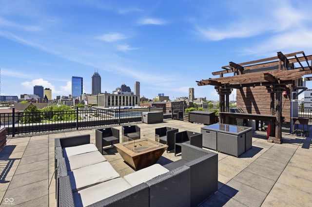 825 N Delaware Street 1A, Indianapolis, IN 46204