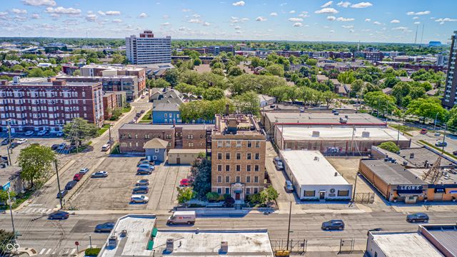 825 N Delaware Street 1A, Indianapolis, IN 46204