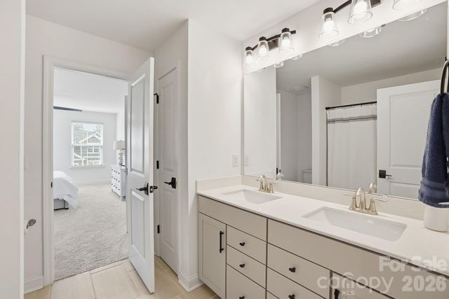 11016 Larkslea Lane, Charlotte, NC 28278