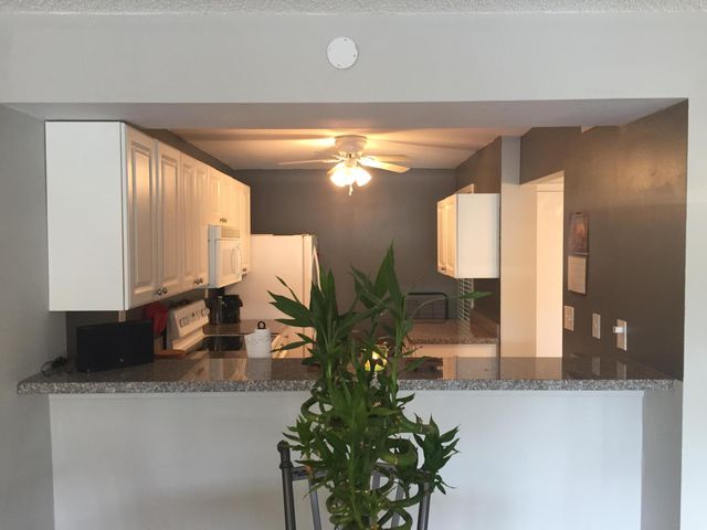 10 Royal Palm Way 2030, Boca Raton, FL 33432