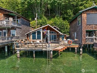 53 N Salmon Beach, Tacoma, WA 98407