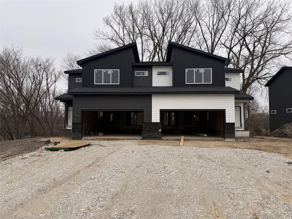 519 S 4th Street, Adel, IA 50003
