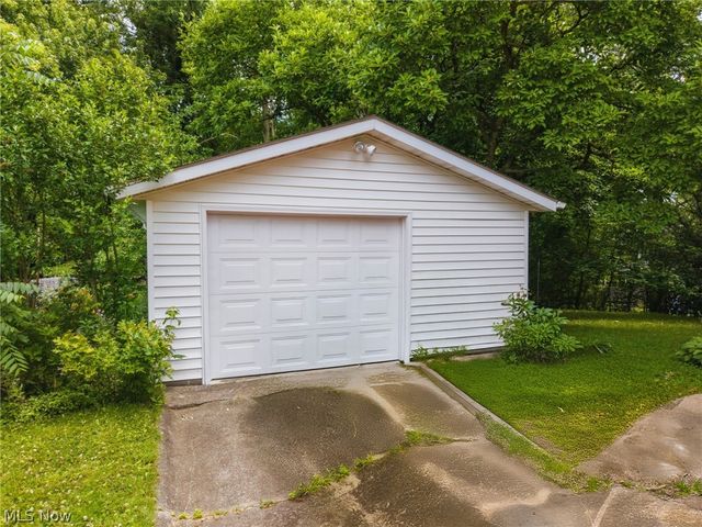 1151 Juniper Avenue, Akron, OH 44310