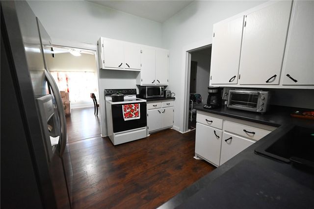 602 E Church Avenue, Berryville, AR 72616