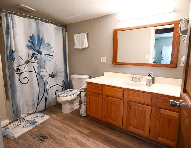 602 E Church Avenue, Berryville, AR 72616