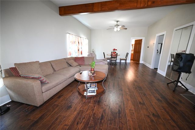 602 E Church Avenue, Berryville, AR 72616