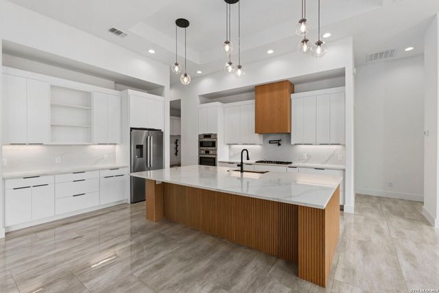 10907 NINA RDG, San Antonio, TX 78255