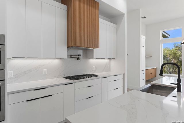 10907 NINA RDG, San Antonio, TX 78255