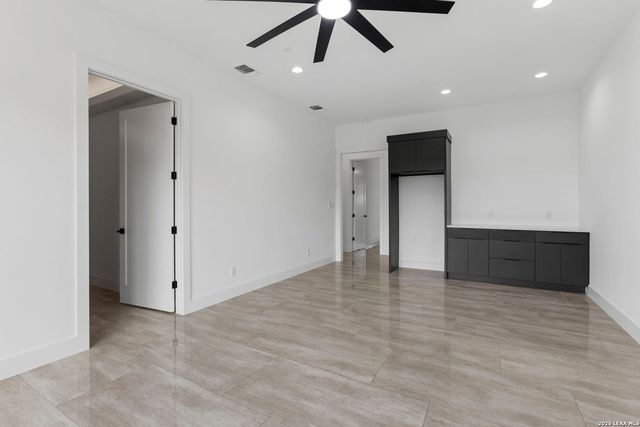 10907 NINA RDG, San Antonio, TX 78255