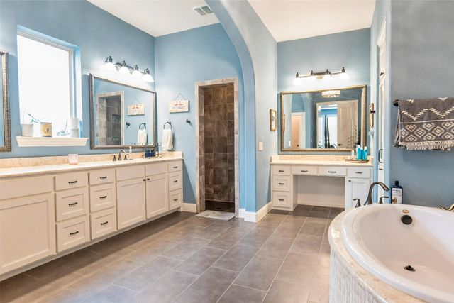 8051 Harliquin Court, Frisco, TX 75035