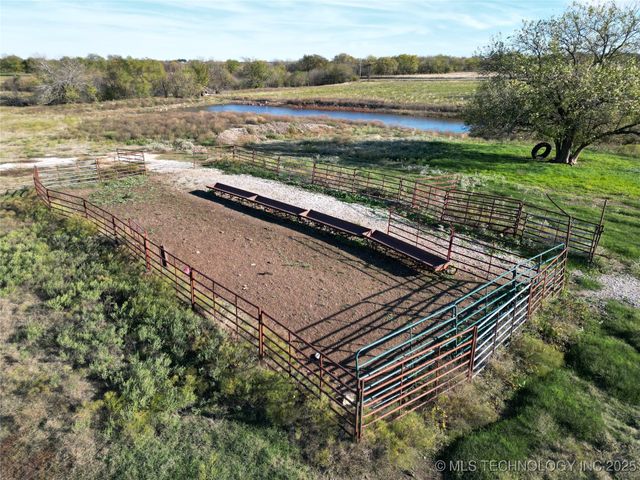 Hwy 32, Kingston, OK 73439