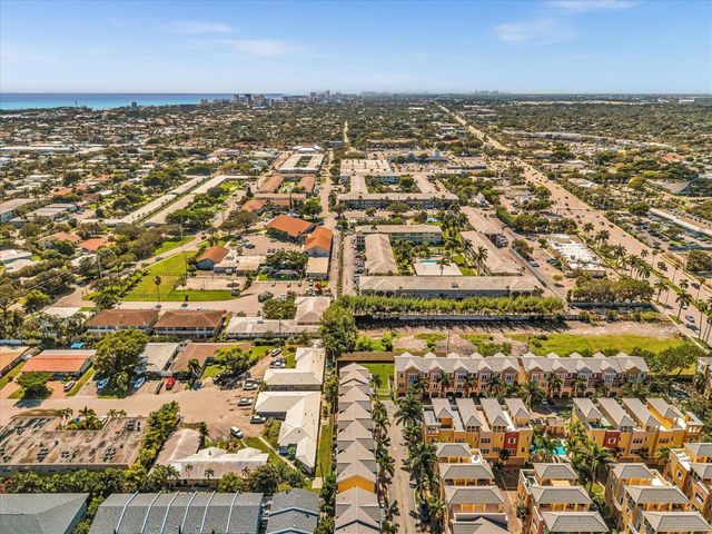 2329 Vintage Drive 2329, Lighthouse Point, FL 33064