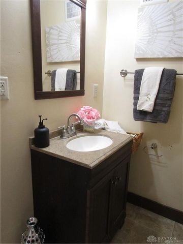 921 Weng Avenue, Dayton, OH 45420