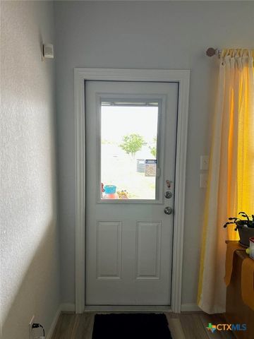 209 Drew Circle, Seguin, TX 78155