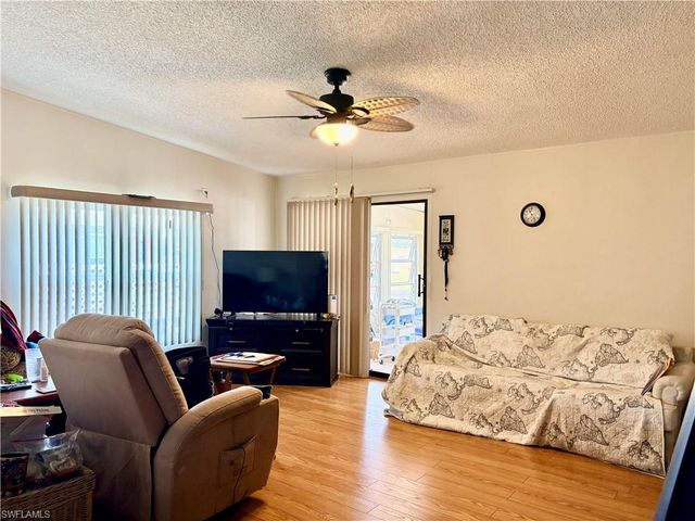 3134 Linwood DR, North Fort Myers, FL 33917