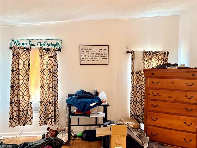 3134 Linwood DR, North Fort Myers, FL 33917