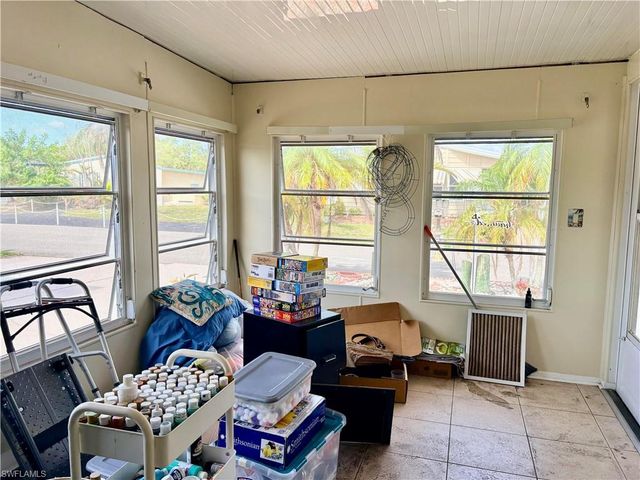 3134 Linwood DR, North Fort Myers, FL 33917