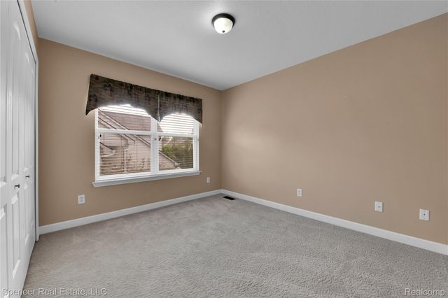 6125 Cheshire Park Drive, Independence Charter Township, MI 48346