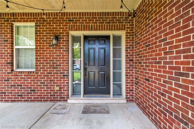 6125 Cheshire Park Drive, Independence Charter Township, MI 48346