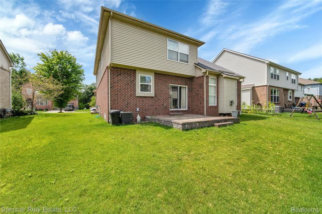 6125 Cheshire Park Drive, Independence Charter Township, MI 48346