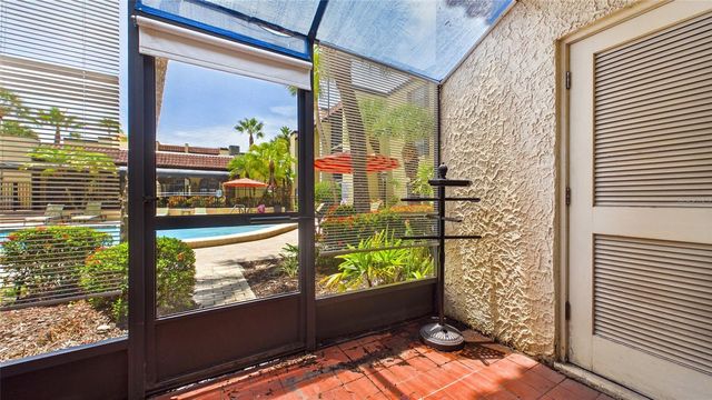 5306 SANTA ROSA COURT 143, Tampa, FL 33609