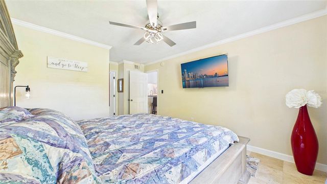 5306 SANTA ROSA COURT 143, Tampa, FL 33609