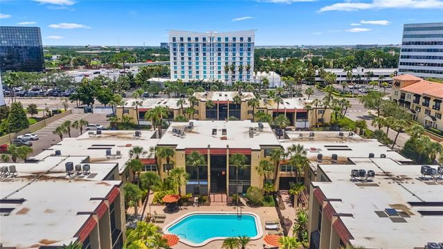 5306 SANTA ROSA COURT 143, Tampa, FL 33609