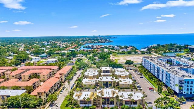 5306 SANTA ROSA COURT 143, Tampa, FL 33609