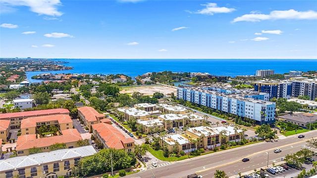 5306 SANTA ROSA COURT 143, Tampa, FL 33609