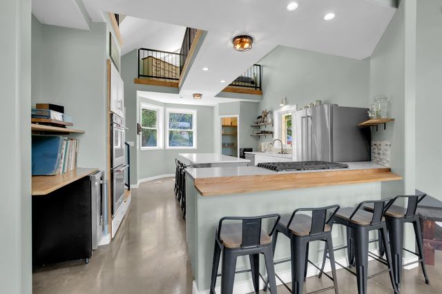 232 Covenant Ln, Mcminnville, TN 37110