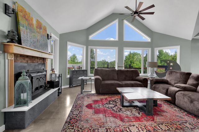 232 Covenant Ln, Mcminnville, TN 37110