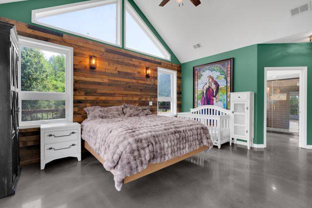 232 Covenant Ln, Mcminnville, TN 37110