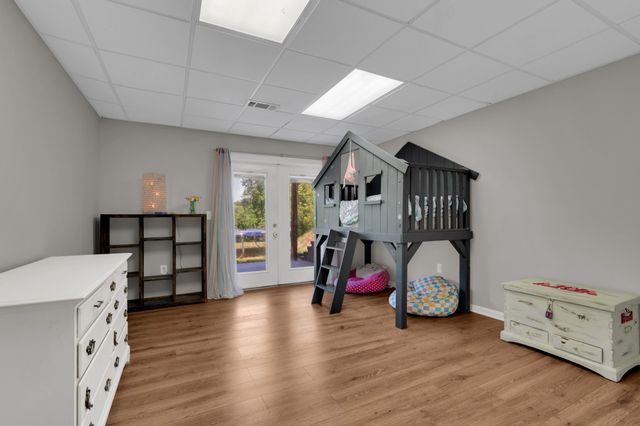 232 Covenant Ln, Mcminnville, TN 37110