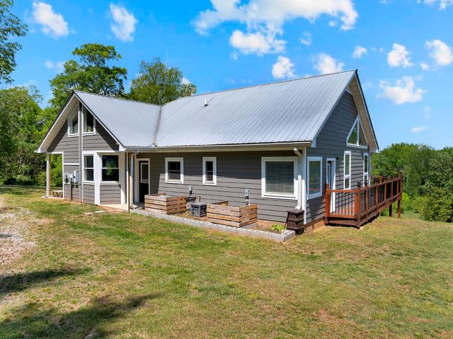 232 Covenant Ln, Mcminnville, TN 37110