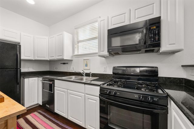 1610 Willow ST, Austin, TX 78702