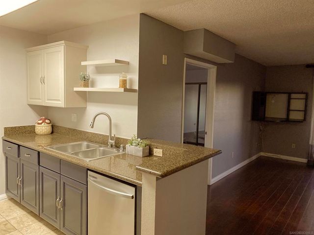 6191 Rancho Mission Rd. 213, Mission Valley, CA 92108