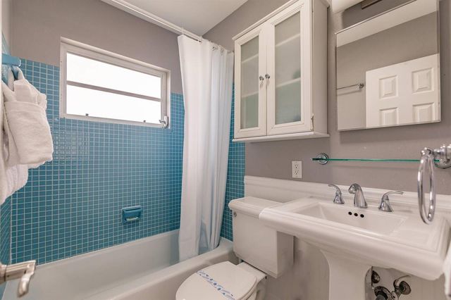 6020 MIDNIGHT PASS ROAD 4, Sarasota, FL 34242