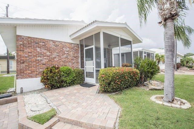 6020 MIDNIGHT PASS ROAD 4, Sarasota, FL 34242