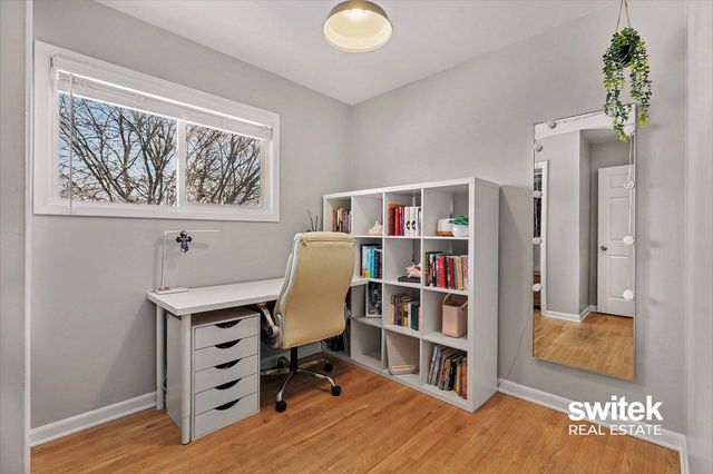 220 Stadium Drive, Middleville Vlg, MI 49333