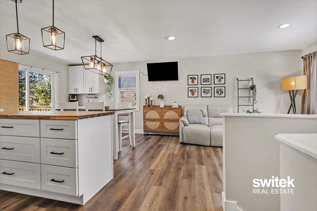 220 Stadium Drive, Middleville Vlg, MI 49333